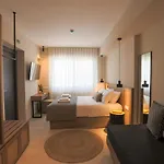 מלון דירות Elivia Boutique