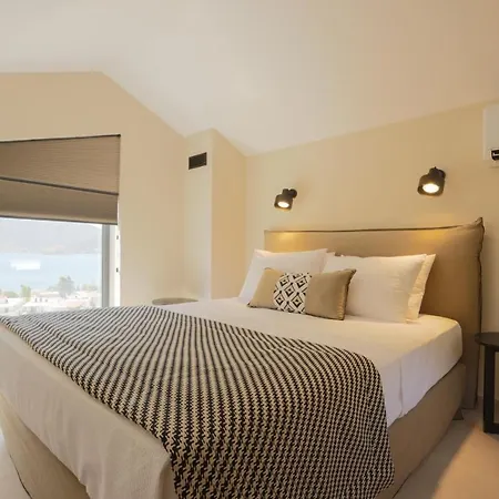 Ξενοδοχείο με διαμερίσματα Elivia Boutique