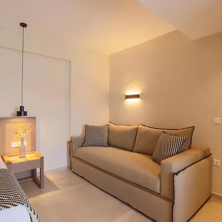 Ξενοδοχείο με διαμερίσματα Elivia Boutique 4*