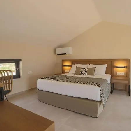 Ξενοδοχείο με διαμερίσματα Elivia Boutique 4*