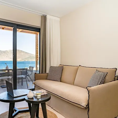 Elivia Boutique 4*